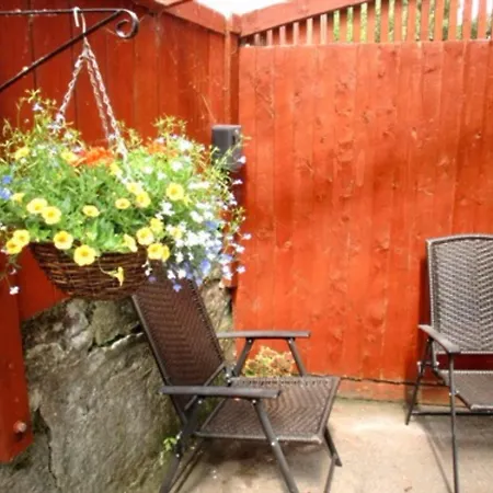 Eden's Rest Bed & Breakfast 4*